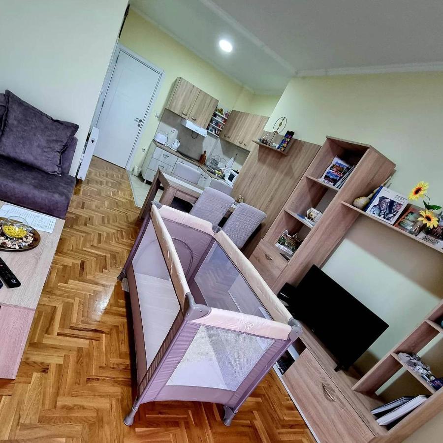 Sunflower Сомбор Экстерьер фото